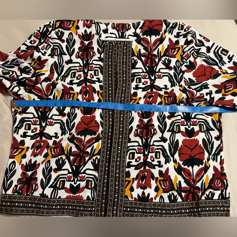 Floral Patterned Jacket - Picture 4 of 7